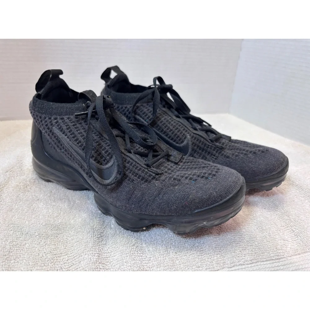 Nike Air Vapormax 2021 FK Triple Black Flyknit Sneakers DB1550-001 5.5Y